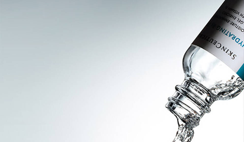 Moisturisers & Hydrating Serums